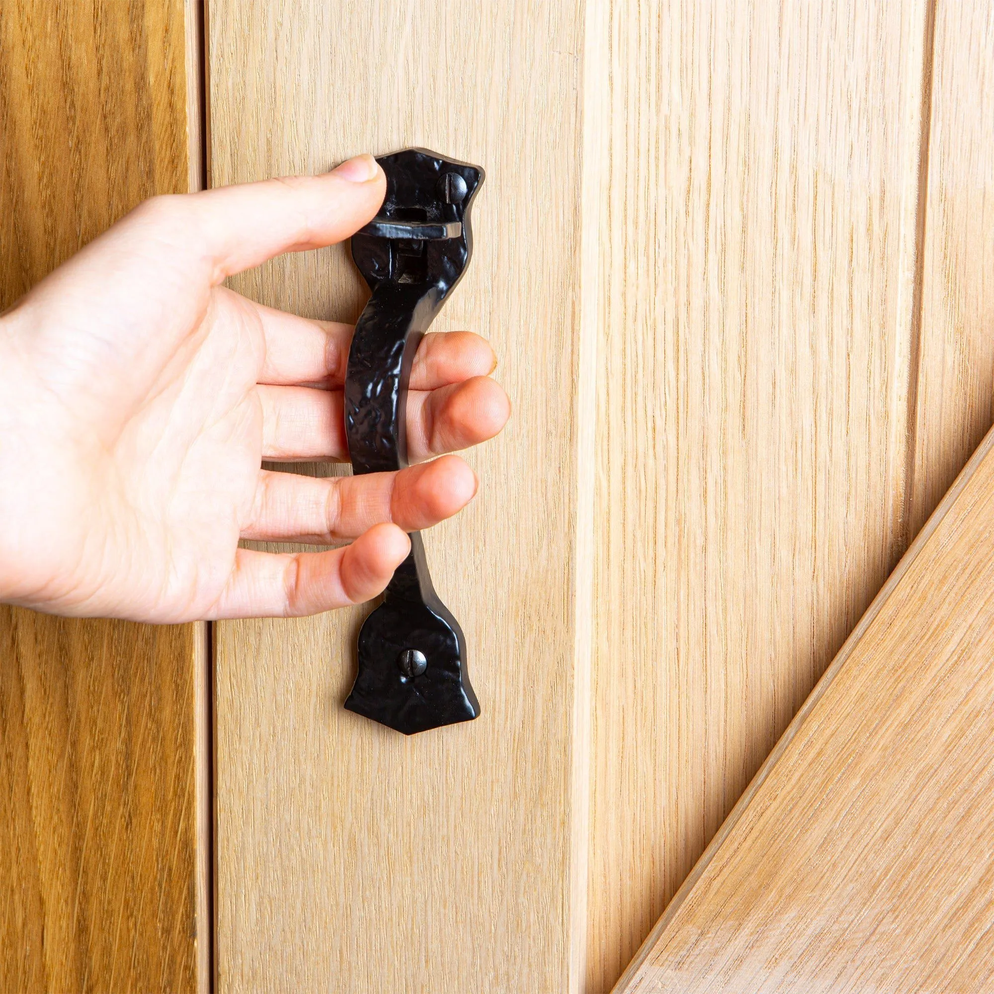 195mm Black Rustic Suffolk Latch - By Hammer & Tongs
