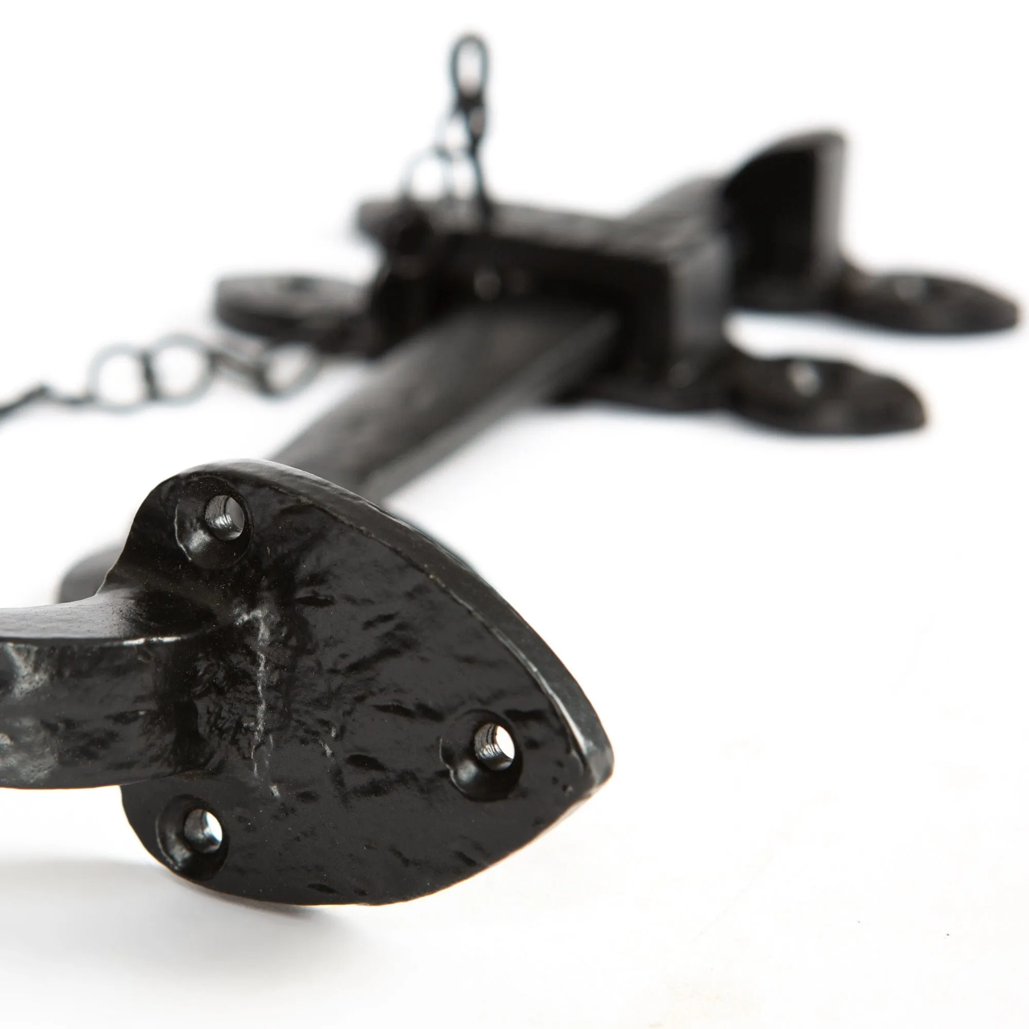 240mm Black Arrowhead Suffolk Latch - By Hammer & Tongs