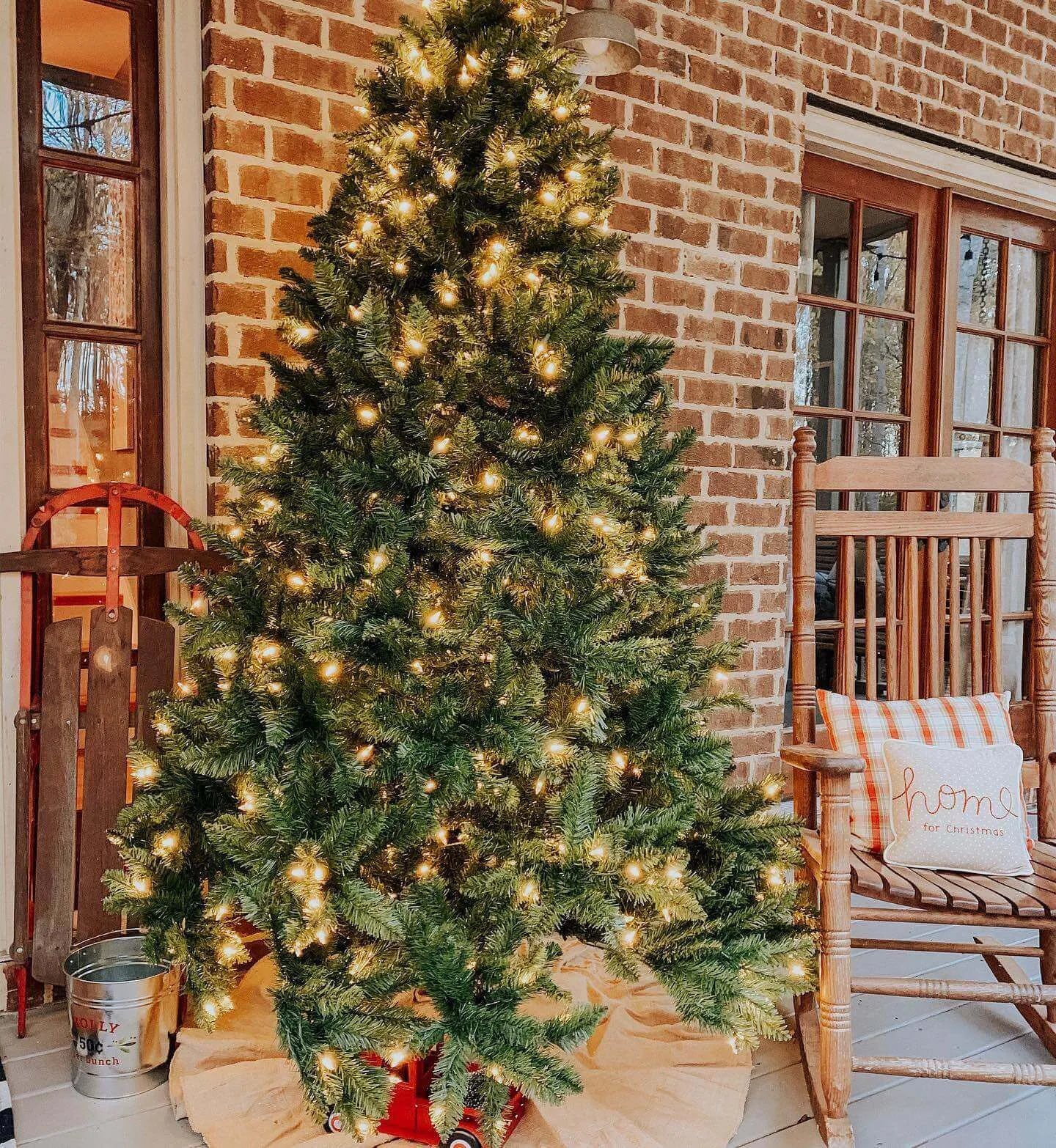 9' Hancock Spruce Artificial Christmas Tree 750 Warm White LED Lights