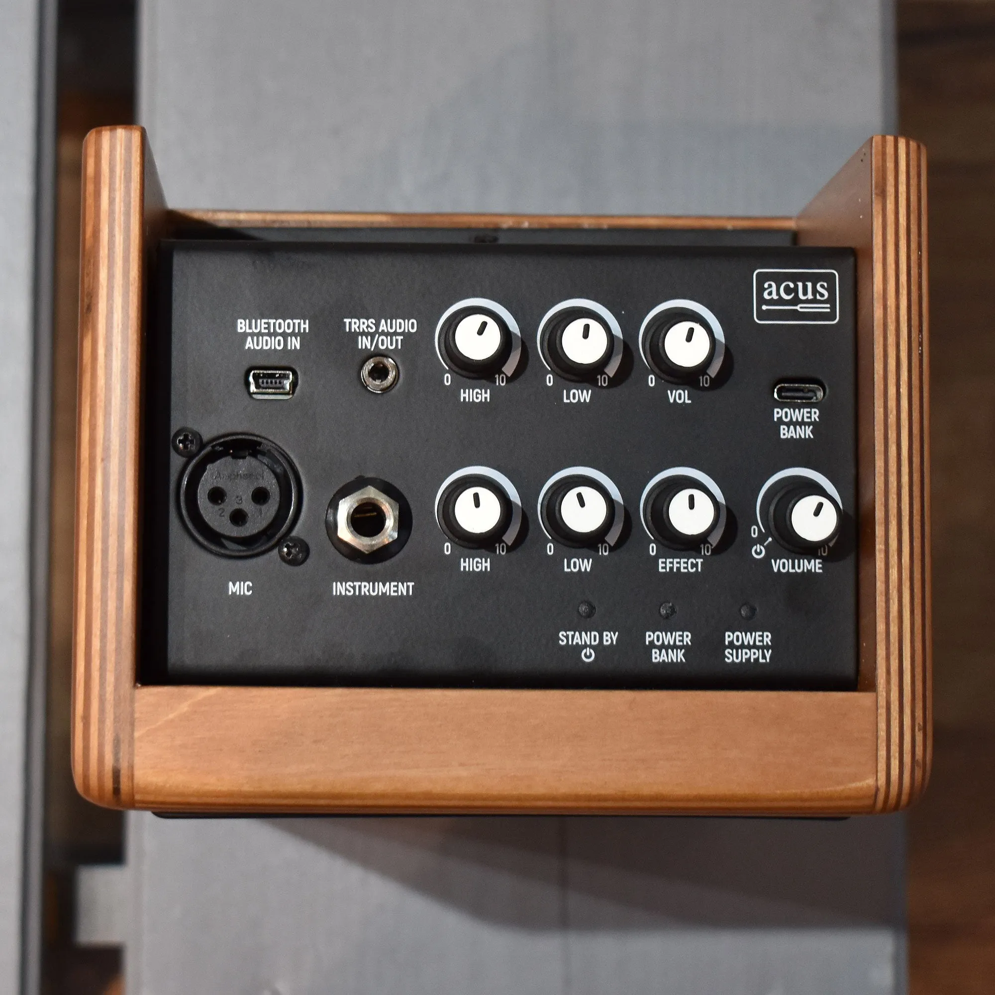 Acus OneForStrings 4 Ferdi Wood Acoustic Guitar Amplifier