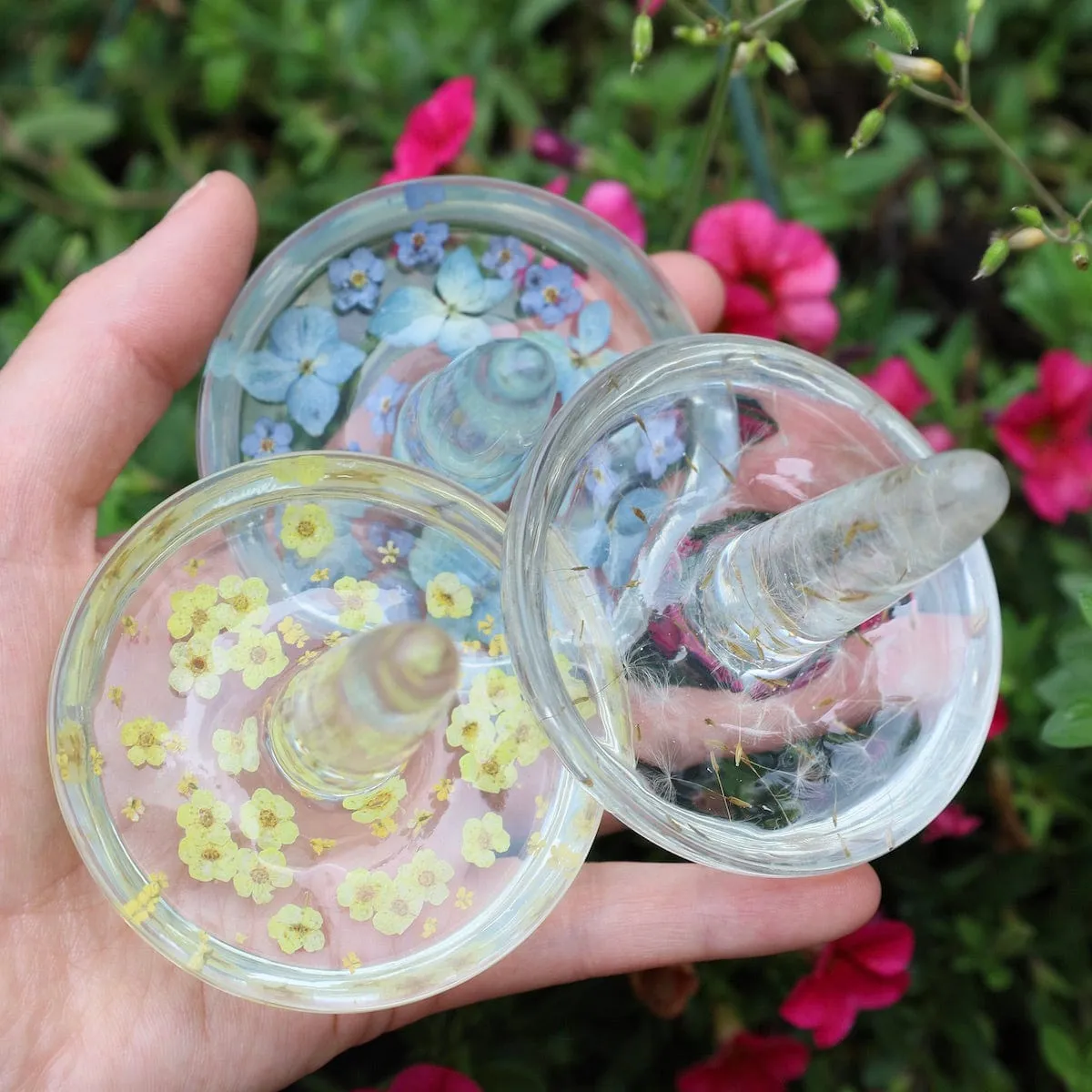 Botanical Dandelion Seeds Ring Holder