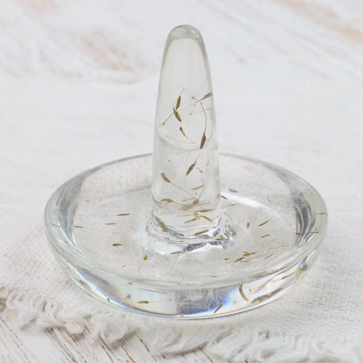 Botanical Dandelion Seeds Ring Holder