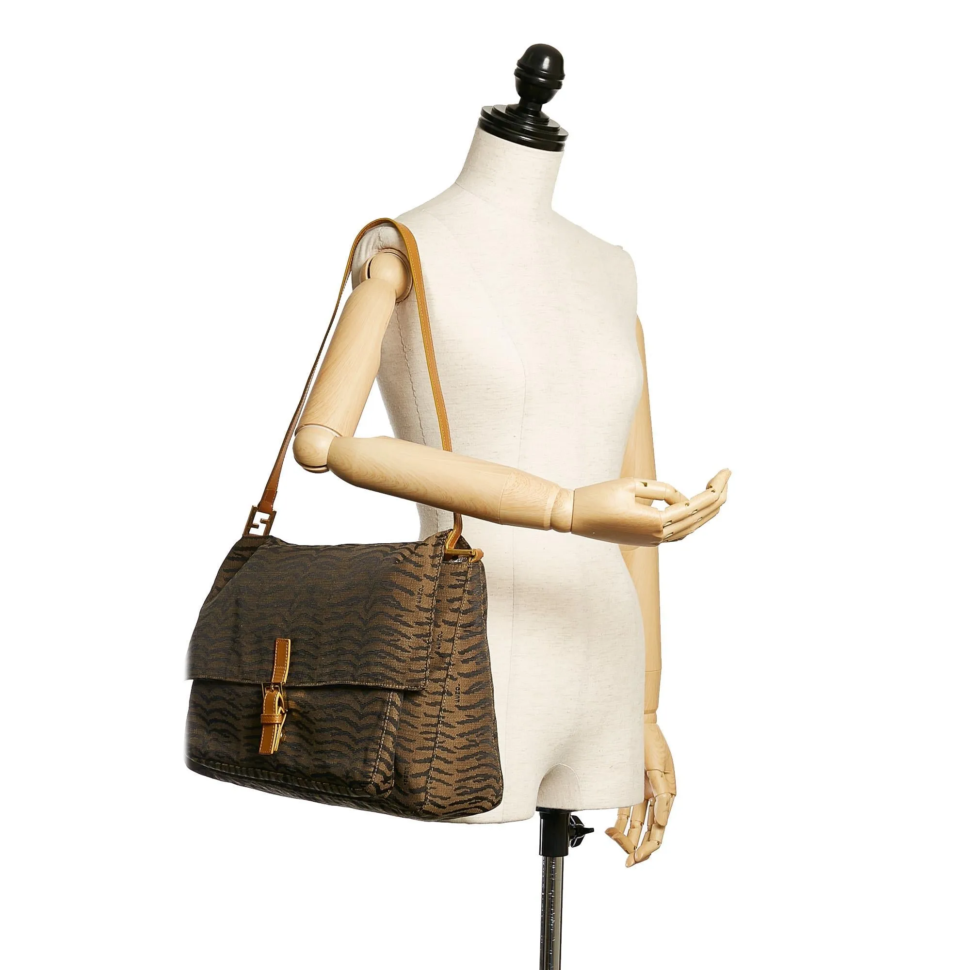 Fendi Tiger Print Canvas Shoulder Bag (SHG-28562)