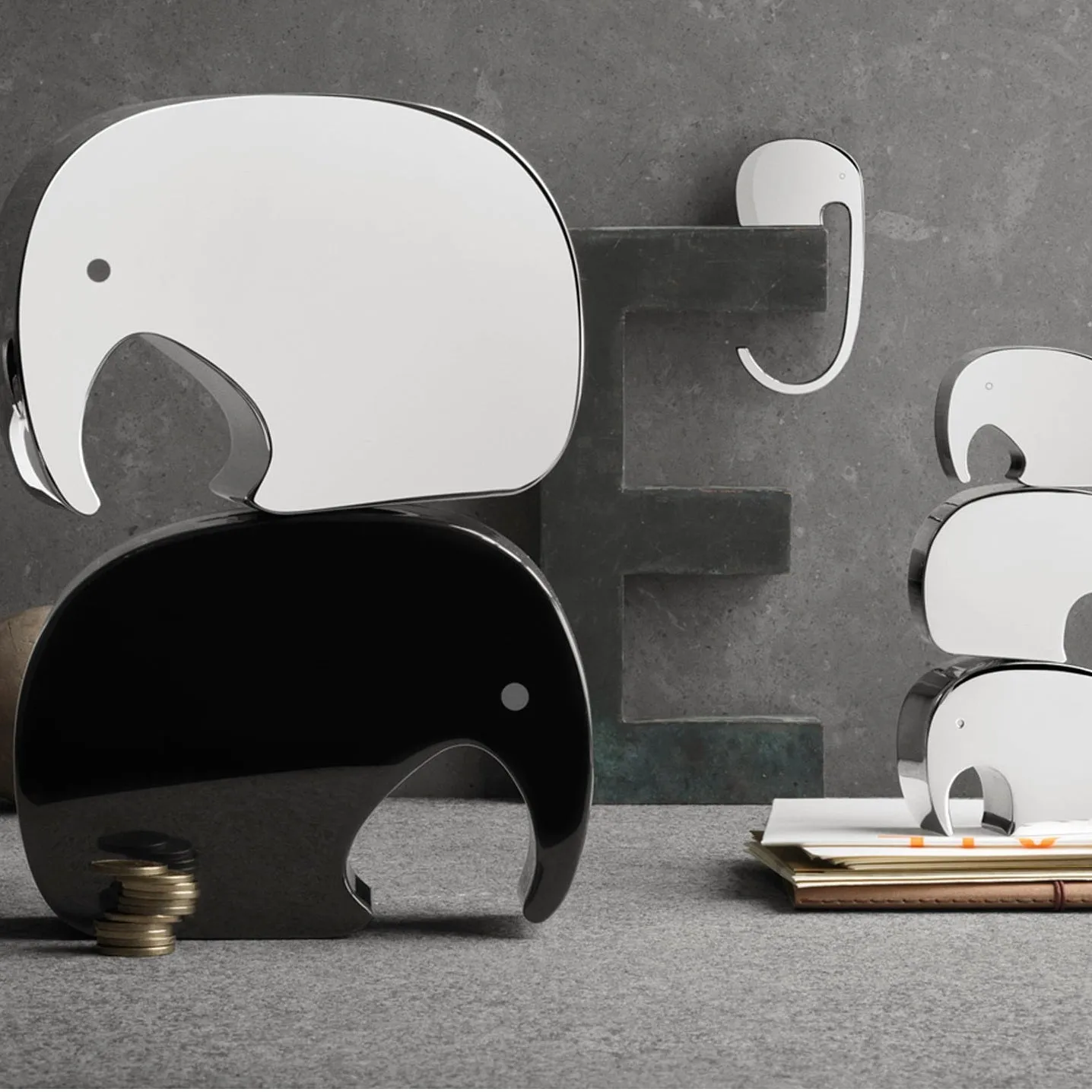 Georg Jensen Moneyphant with Twins Oak Wood