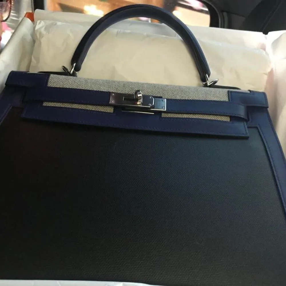 Hermès Kelly Limited Edition 32 Noir (Black)/Bleu Saphir Toile H Berline, Sellier Epsom Palladium Hardware PHW
