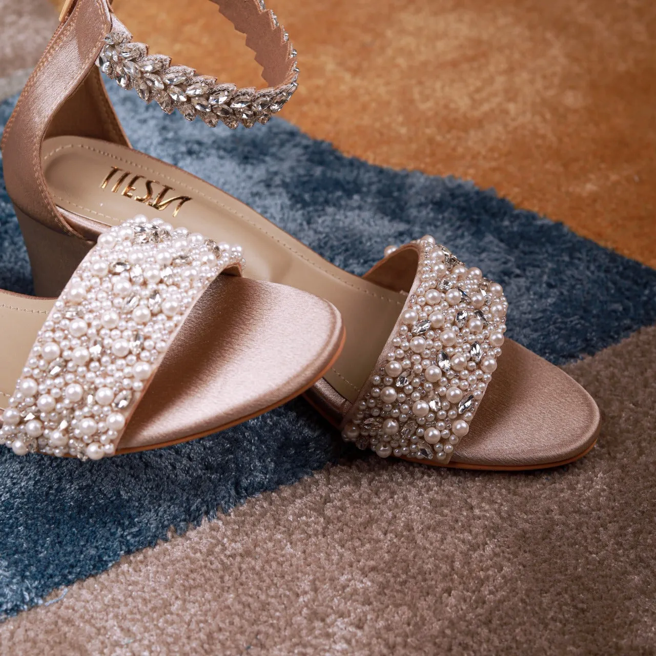 Pearl Bride (Gold Satin, crystal stones blocks Festive customised blocks