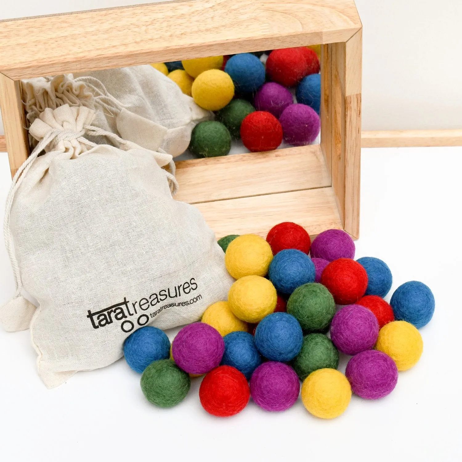Wool Felt Balls in a Pouch -3cm 30 balls various colours