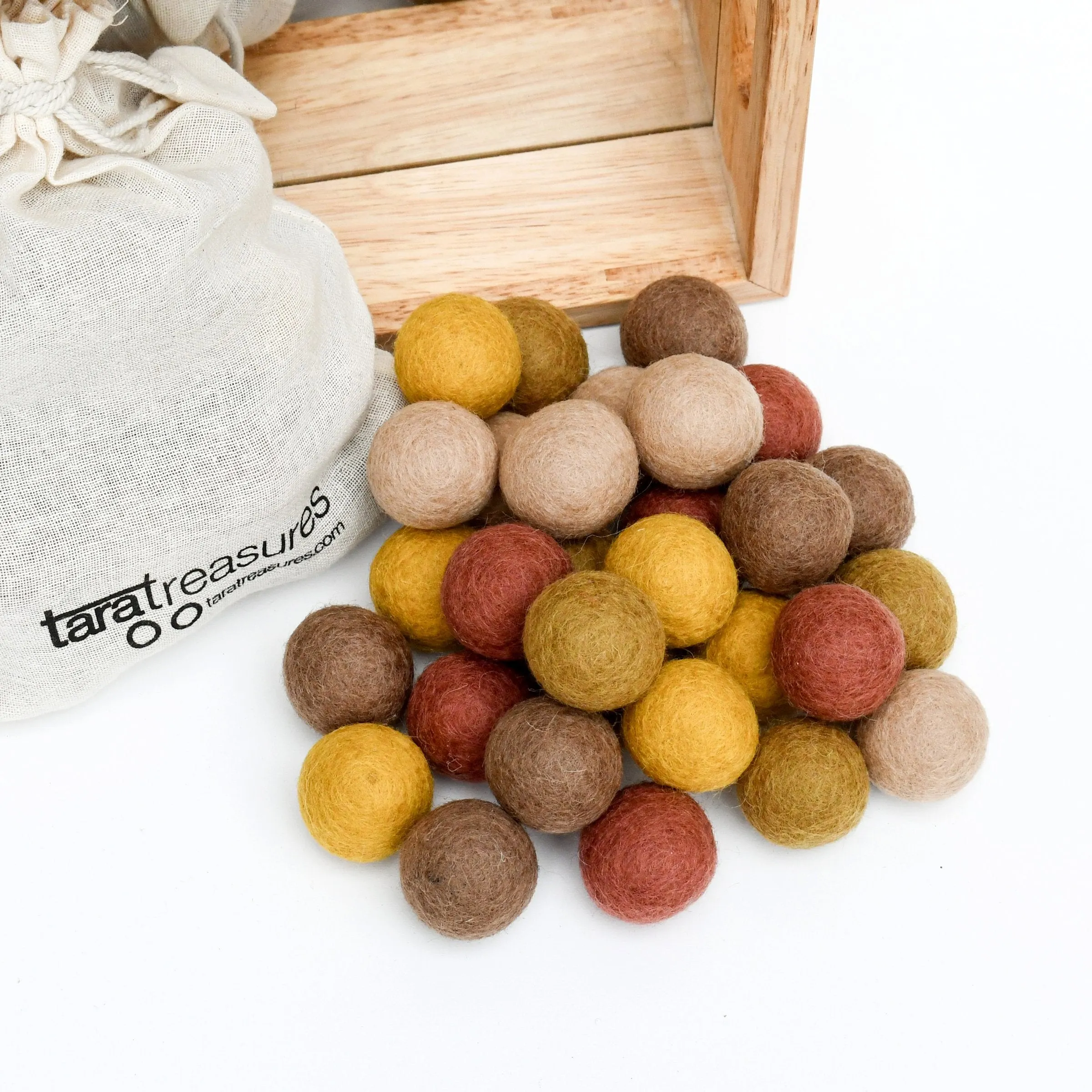 Wool Felt Balls in a Pouch -3cm 30 balls various colours